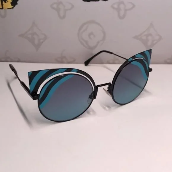 New Authentic Stylish Black and Blue Cat-Eye Sunglasses FF0215/S 0LBJF